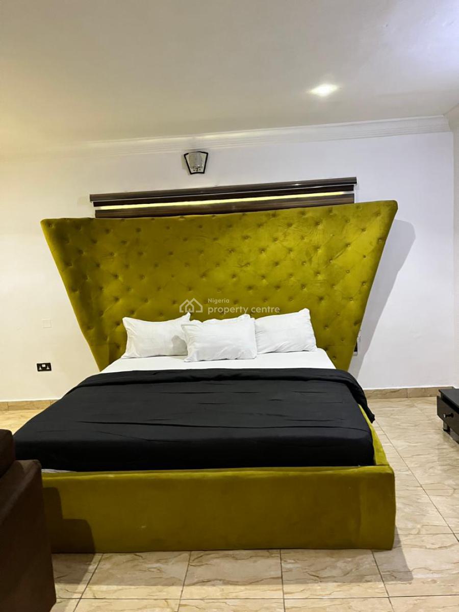 Nicely Furnished 3 Bedroom Apartment, Ajah, Lagos, Flat / Apartment Short Let