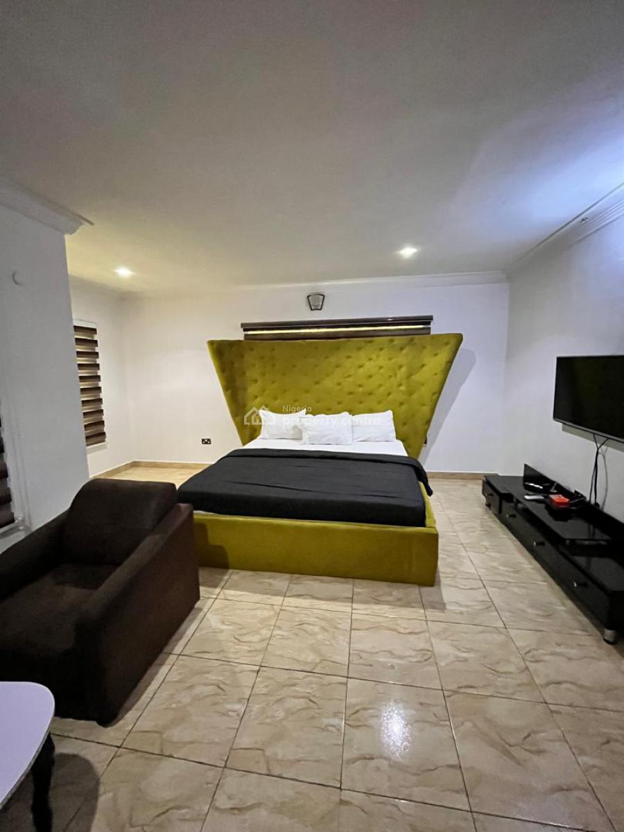 Nicely Furnished 3 Bedroom Apartment, Ajah, Lagos, Flat / Apartment Short Let