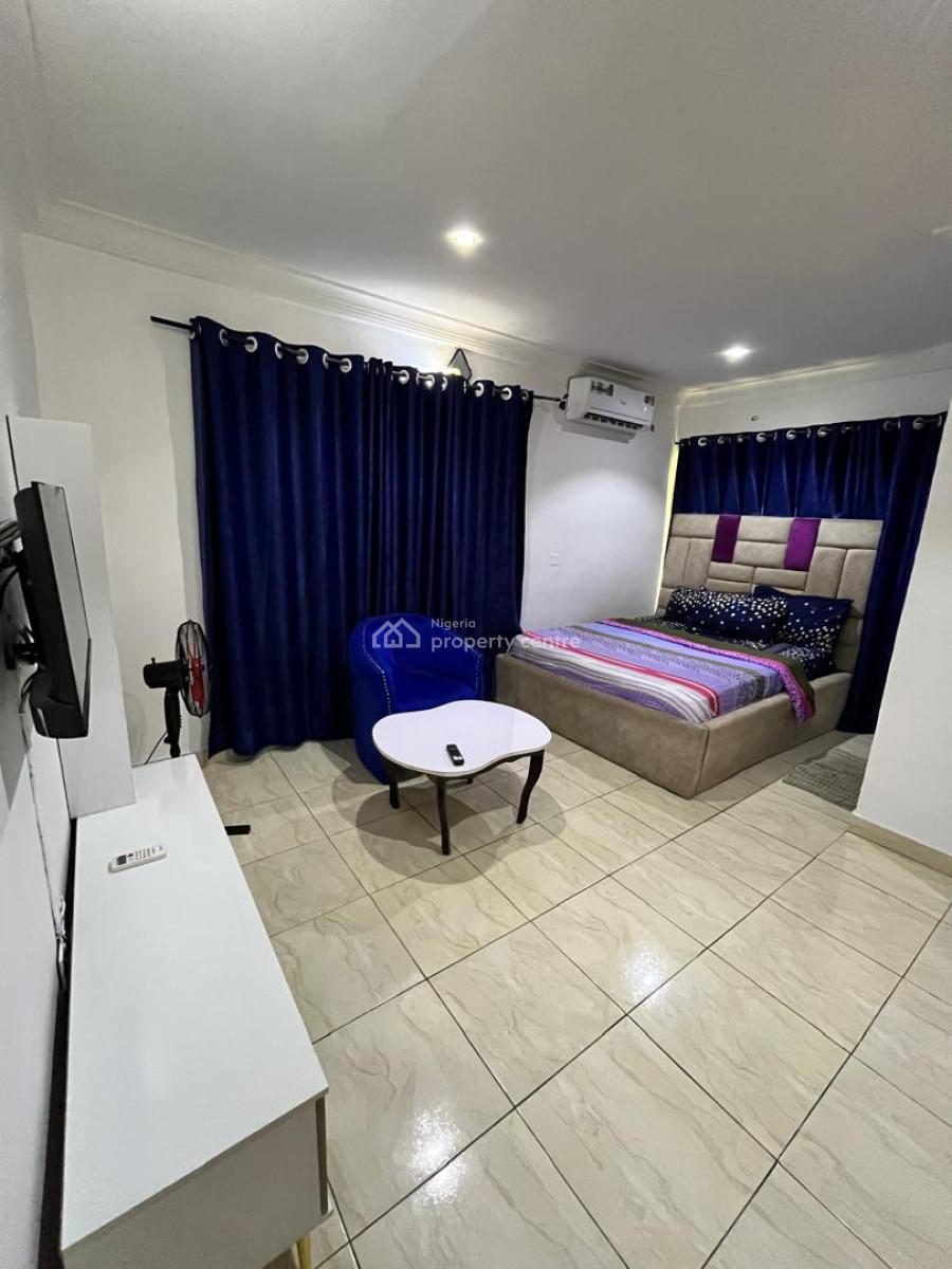 Nicely Furnished 3 Bedroom Apartment, Ajah, Lagos, Flat / Apartment Short Let