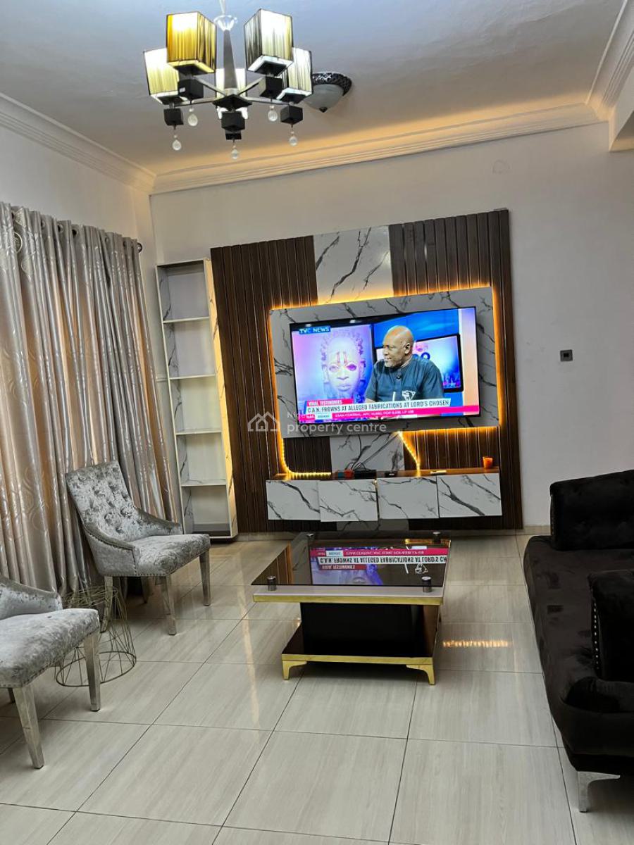 Nicely Furnished 3 Bedroom Apartment, Ajah, Lagos, Flat / Apartment Short Let