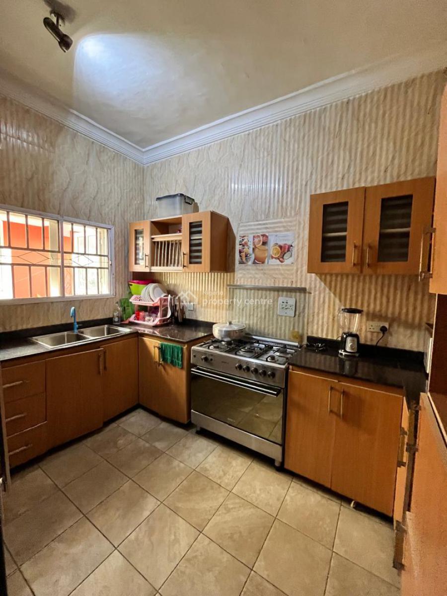Nicely Furnished 3 Bedroom Apartment, Ajah, Lagos, Flat / Apartment Short Let