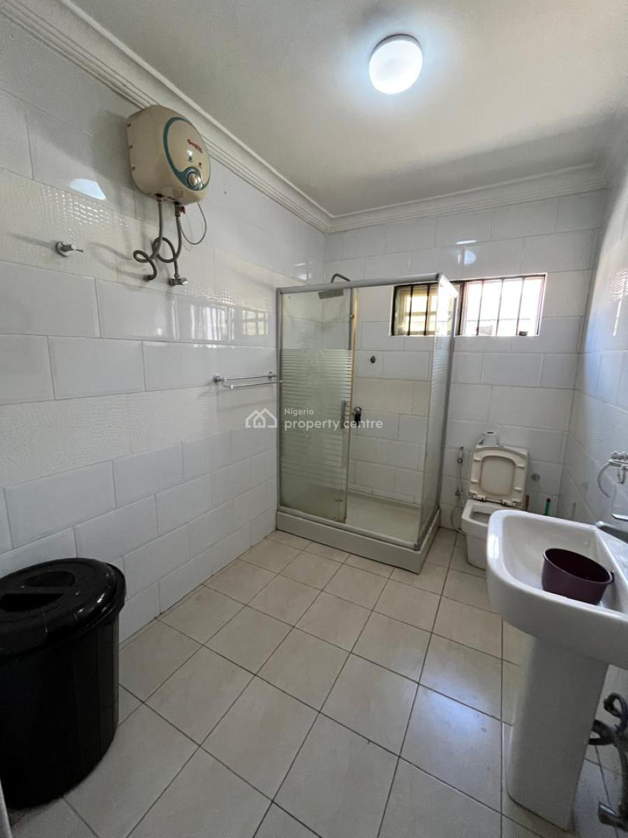 Nicely Furnished 3 Bedroom Apartment, Ajah, Lagos, Flat / Apartment Short Let