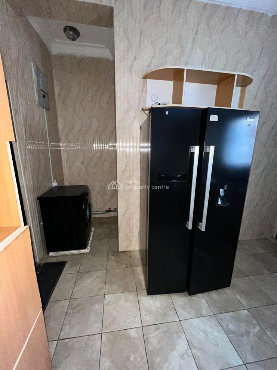 Nicely Furnished 3 Bedroom Apartment, Ajah, Lagos, Flat / Apartment Short Let