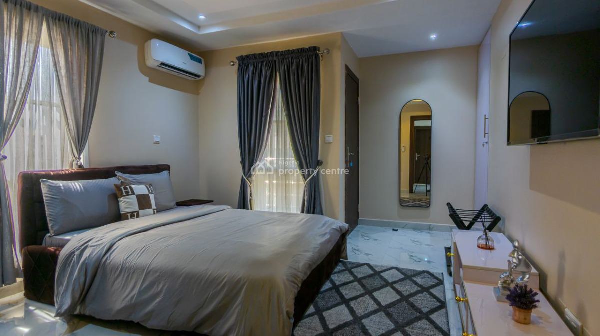 Nicely Furnished 2 Bedroom Apartment, Osapa, Lekki, Lagos, Flat / Apartment Short Let