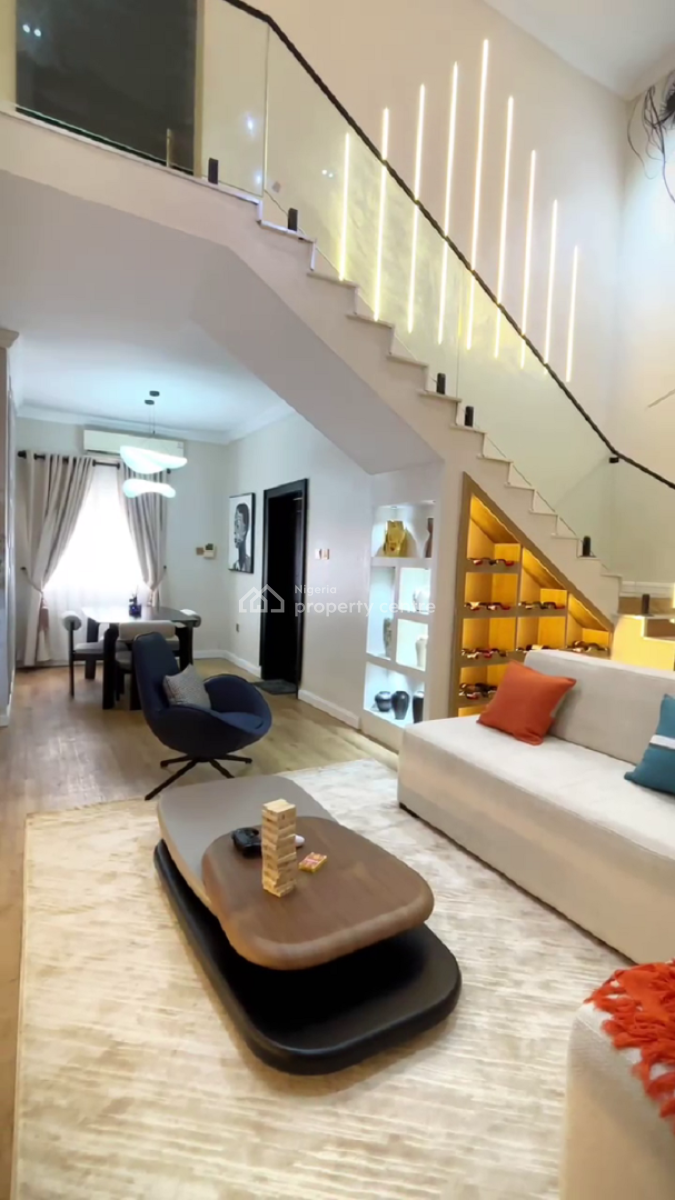 Nicely Furnished 3 Bedroom Apartment, Lekki Phase 1, Lekki, Lagos, Flat / Apartment Short Let