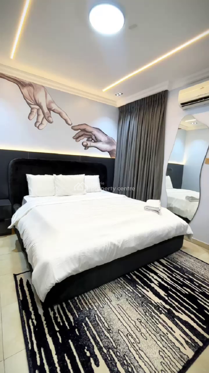 Nicely Furnished 3 Bedroom Apartment, Lekki Phase 1, Lekki, Lagos, Flat / Apartment Short Let