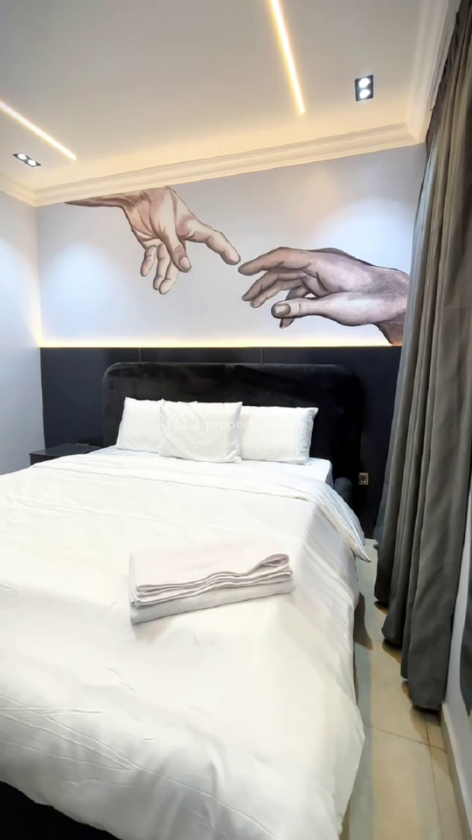 Nicely Furnished 3 Bedroom Apartment, Lekki Phase 1, Lekki, Lagos, Flat / Apartment Short Let