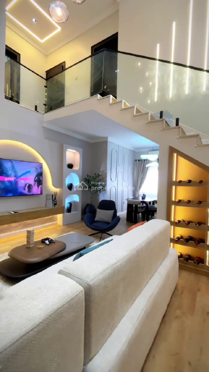 Nicely Furnished 3 Bedroom Apartment, Lekki Phase 1, Lekki, Lagos, Flat / Apartment Short Let