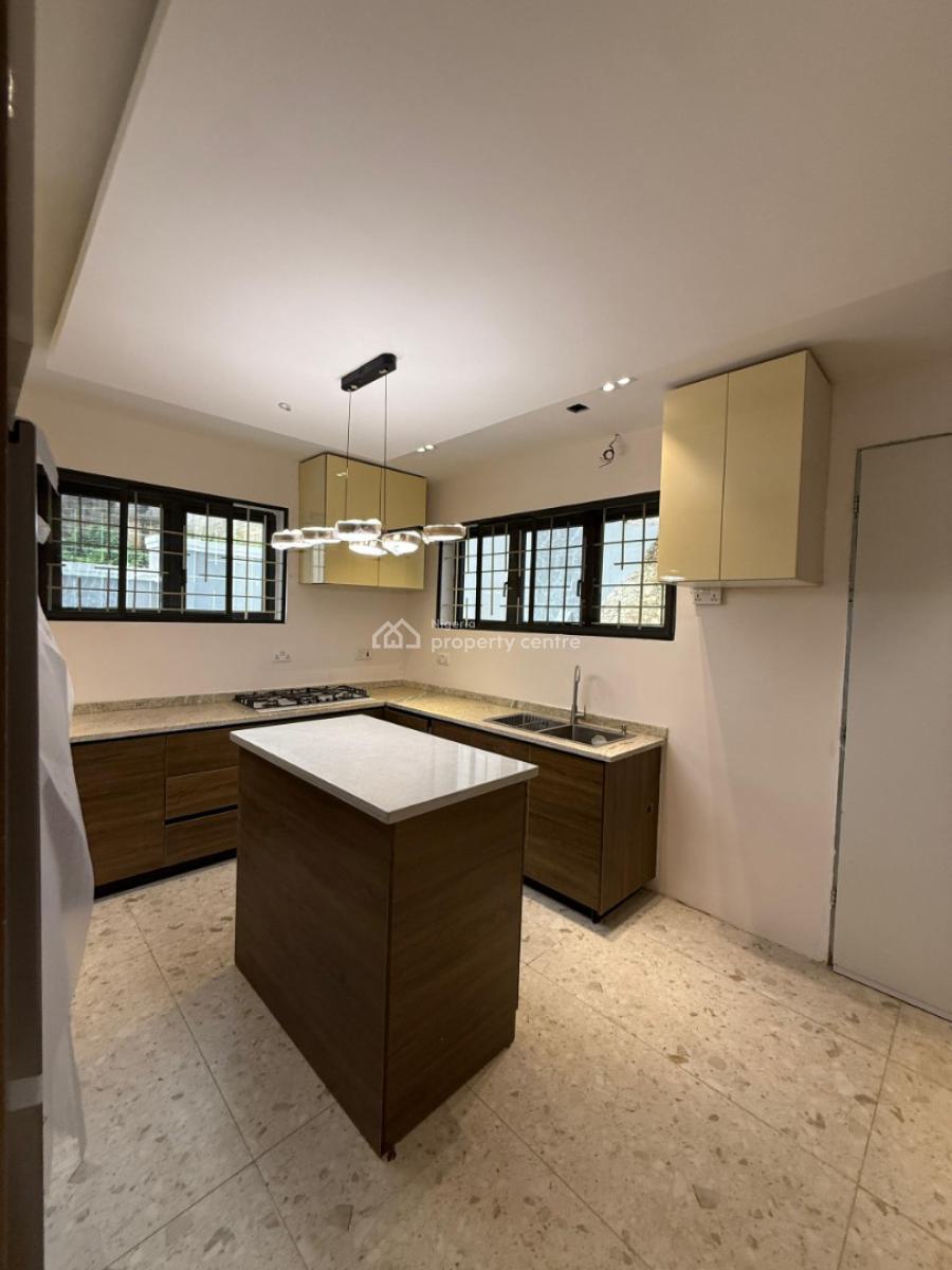 Newly Built 5 Bedroom Terrace Duplex with Personal Gate and Bq, Guzape Main, Guzape District, Abuja, Terraced Duplex for Sale