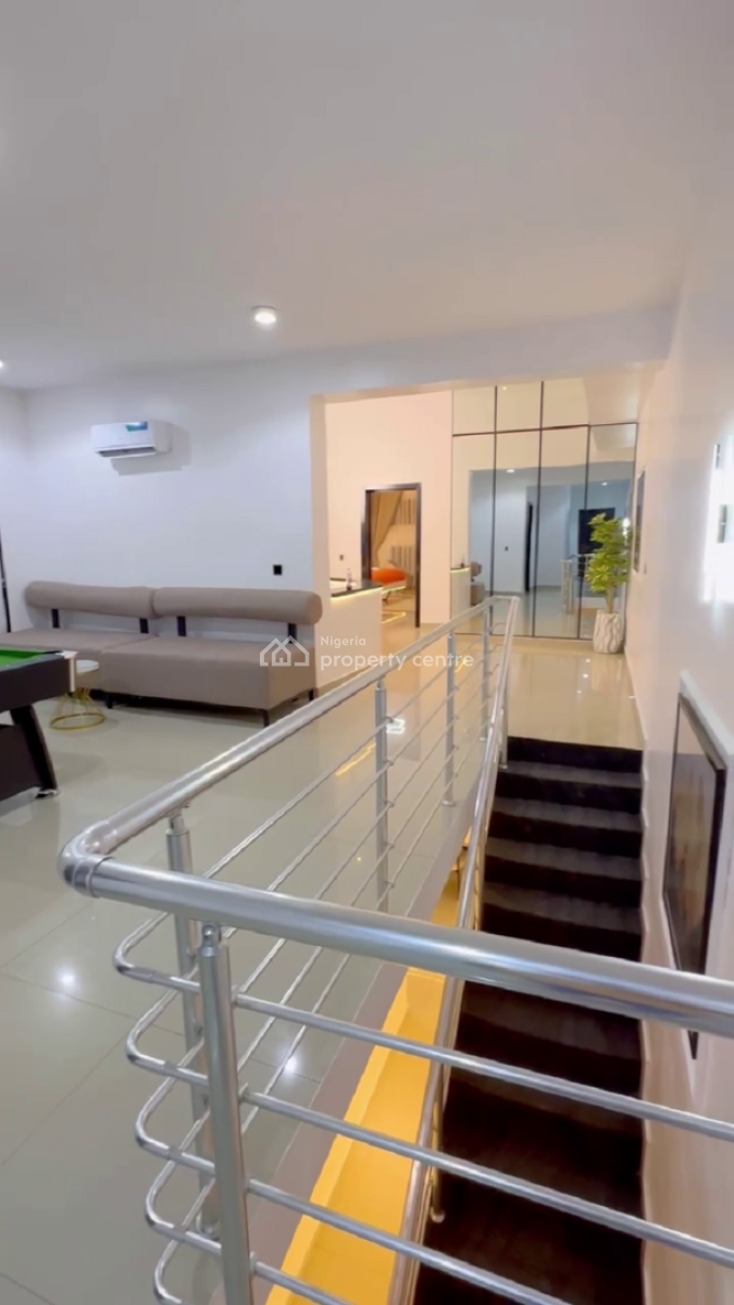 Nicely Furnished 4 Bedroom Apartment, Ikate, Lekki, Lagos, Flat / Apartment Short Let