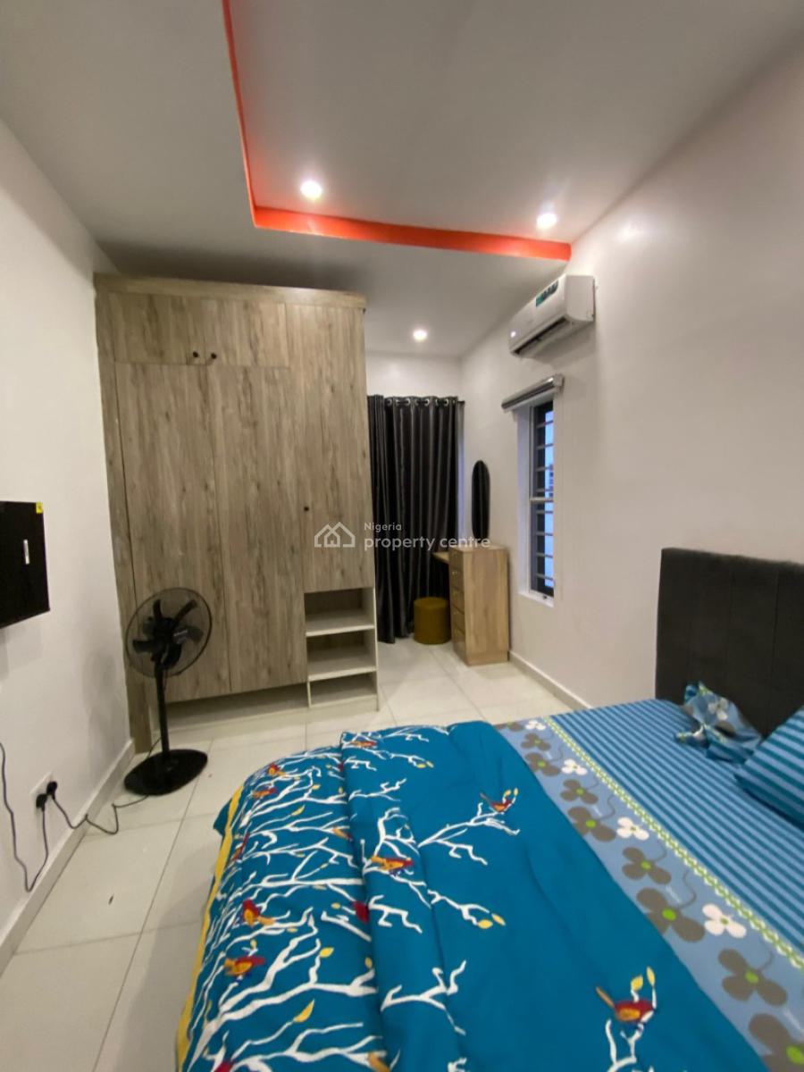 Nicely Furnished 4 Bedroom Apartment, Orchid, Lekki, Lagos, Flat / Apartment Short Let