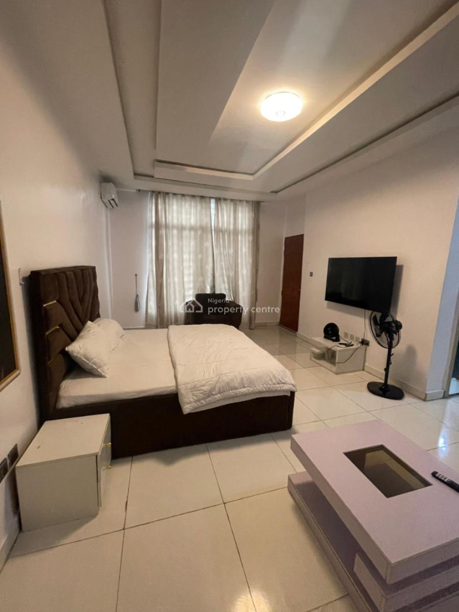 Nicely Furnished 4 Bedroom Apartment, Orchid, Lekki, Lagos, Flat / Apartment Short Let