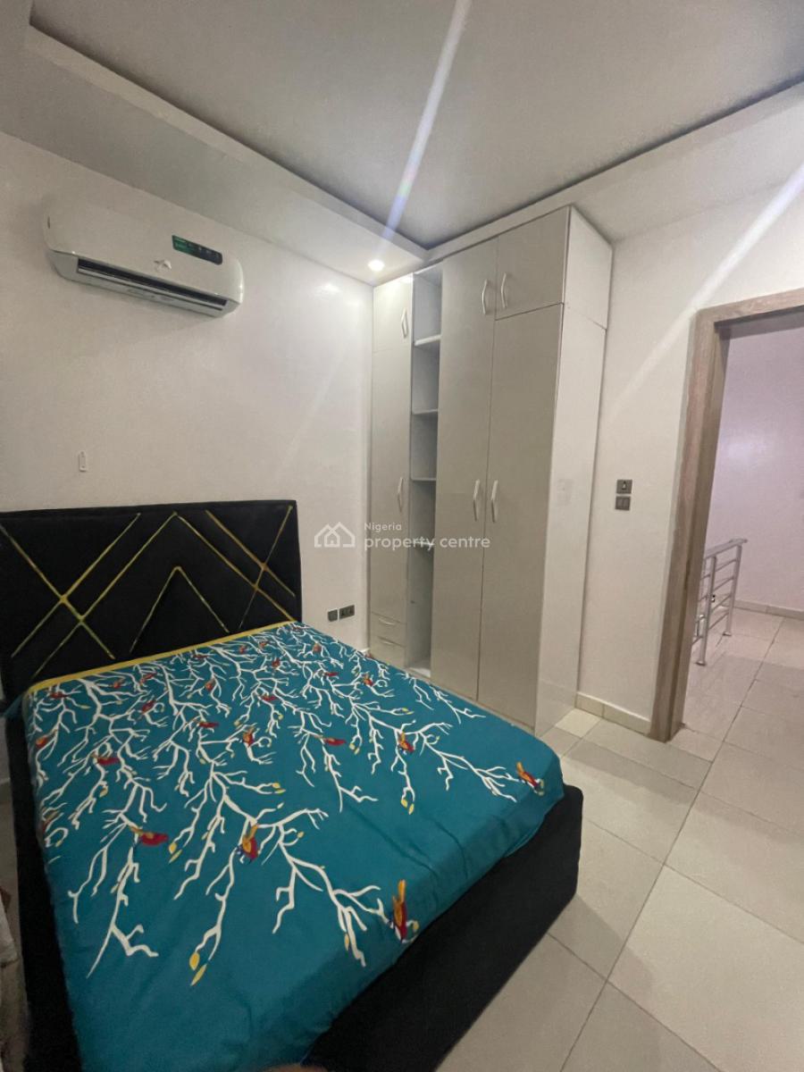 Nicely Furnished 4 Bedroom Apartment, Orchid, Lekki, Lagos, Flat / Apartment Short Let