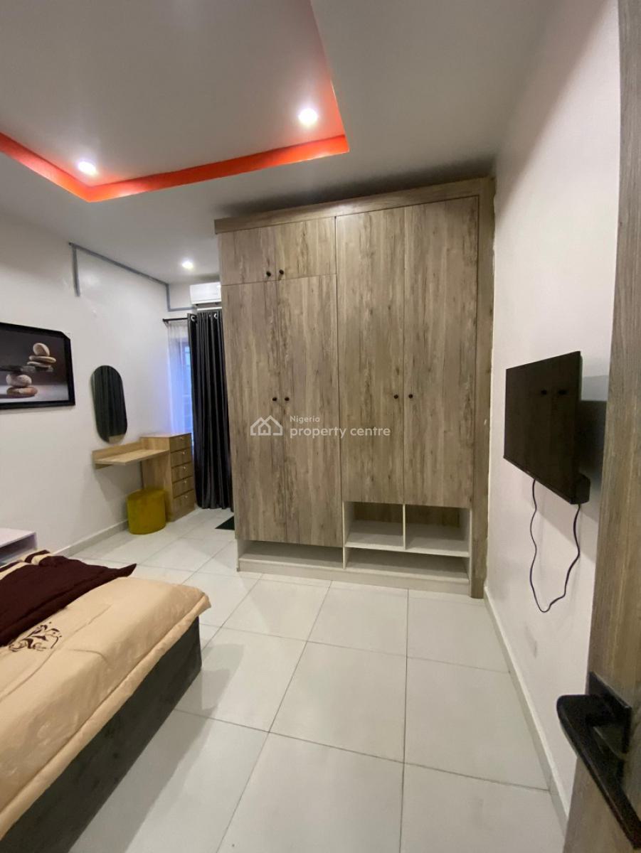 Nicely Furnished 4 Bedroom Apartment, Orchid, Lekki, Lagos, Flat / Apartment Short Let