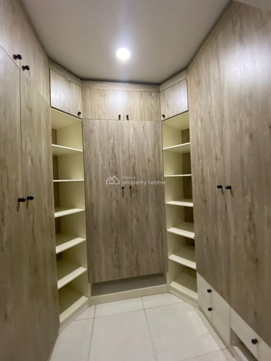 Nicely Furnished 4 Bedroom Apartment, Orchid, Lekki, Lagos, Flat / Apartment Short Let