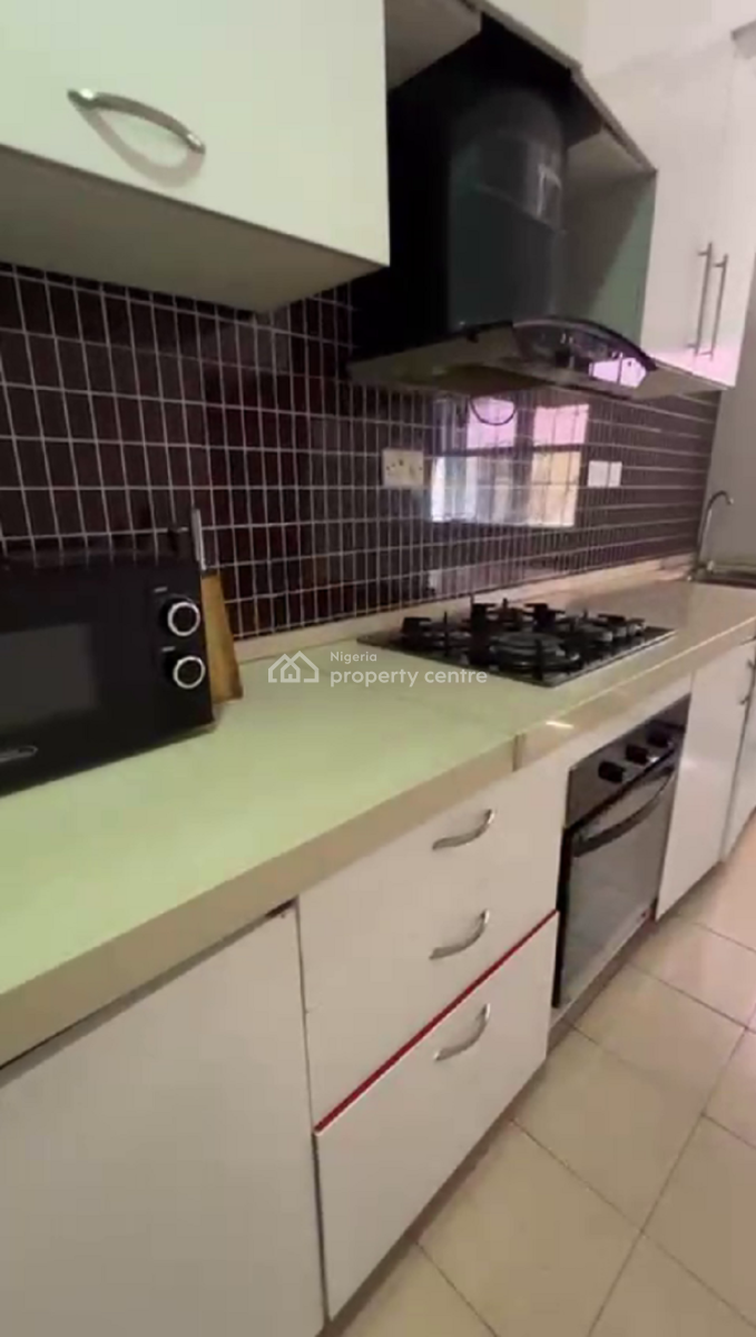 Nicely Furnished 3 Bedroom Apartment, Lekki Phase 1, Lekki, Lagos, Flat / Apartment Short Let