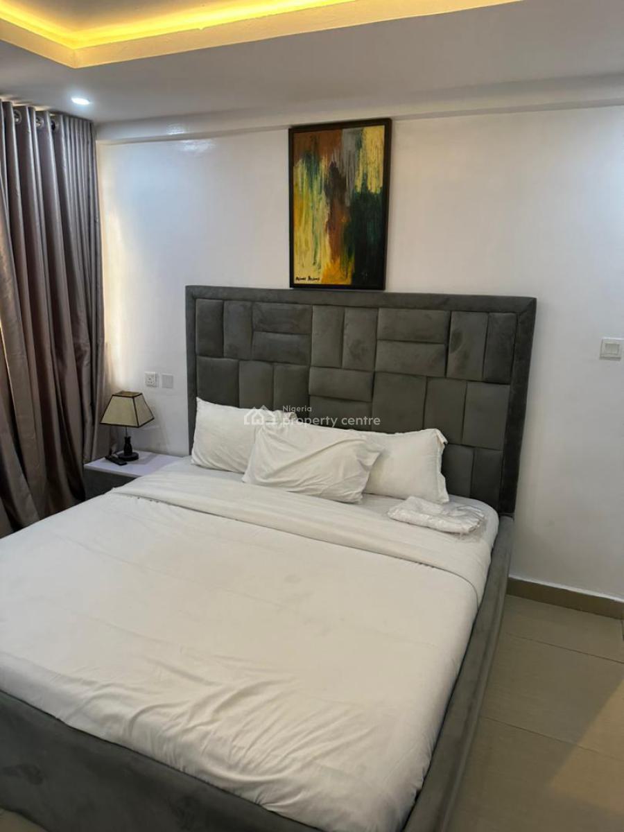 Nicely Furnished 3 Bedroom Apartment, Lekki Phase 1, Lekki, Lagos, Flat / Apartment Short Let