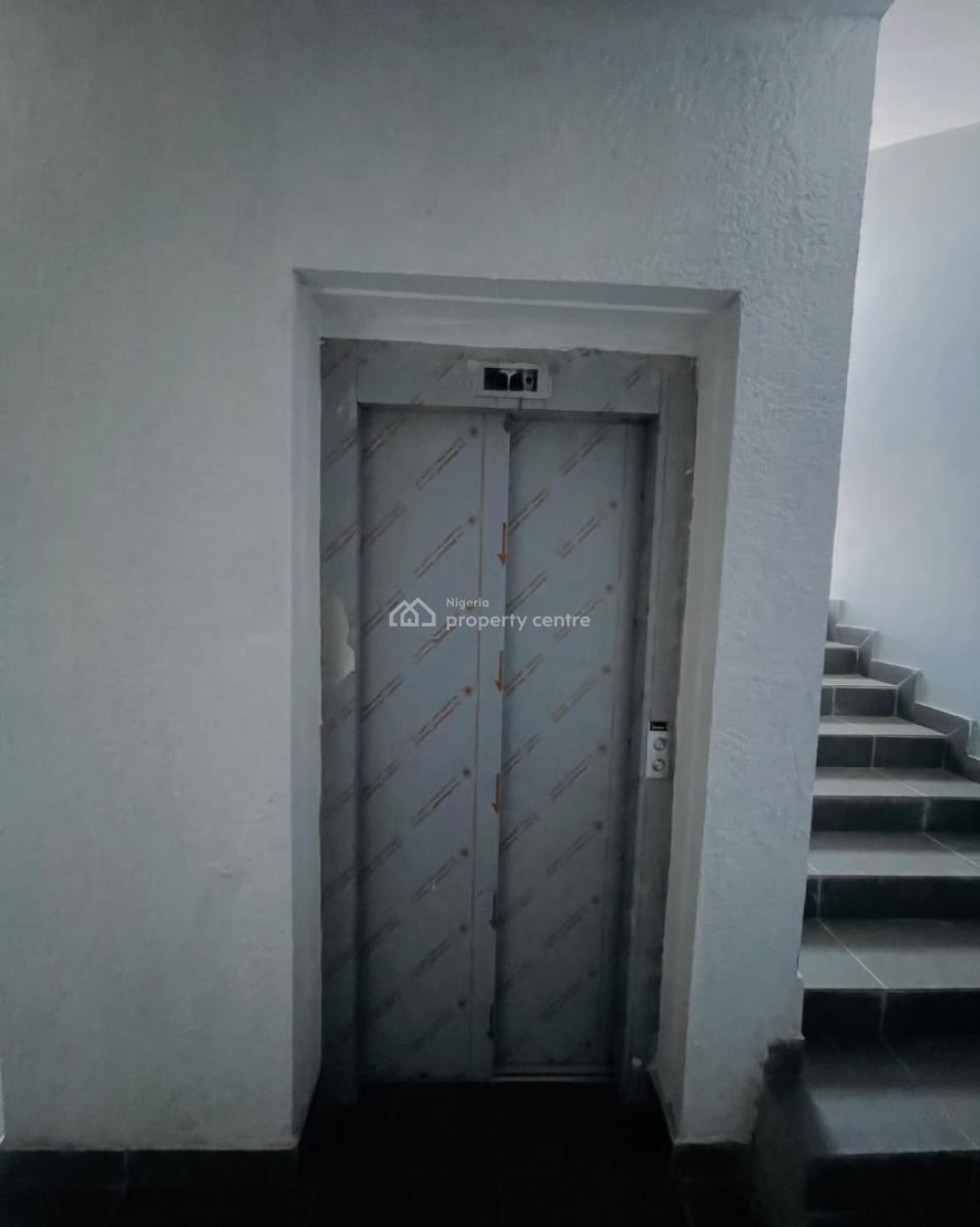 3 Bedrooms Apartment, Lekki Phase 1, Lekki, Lagos, Flat / Apartment for Sale