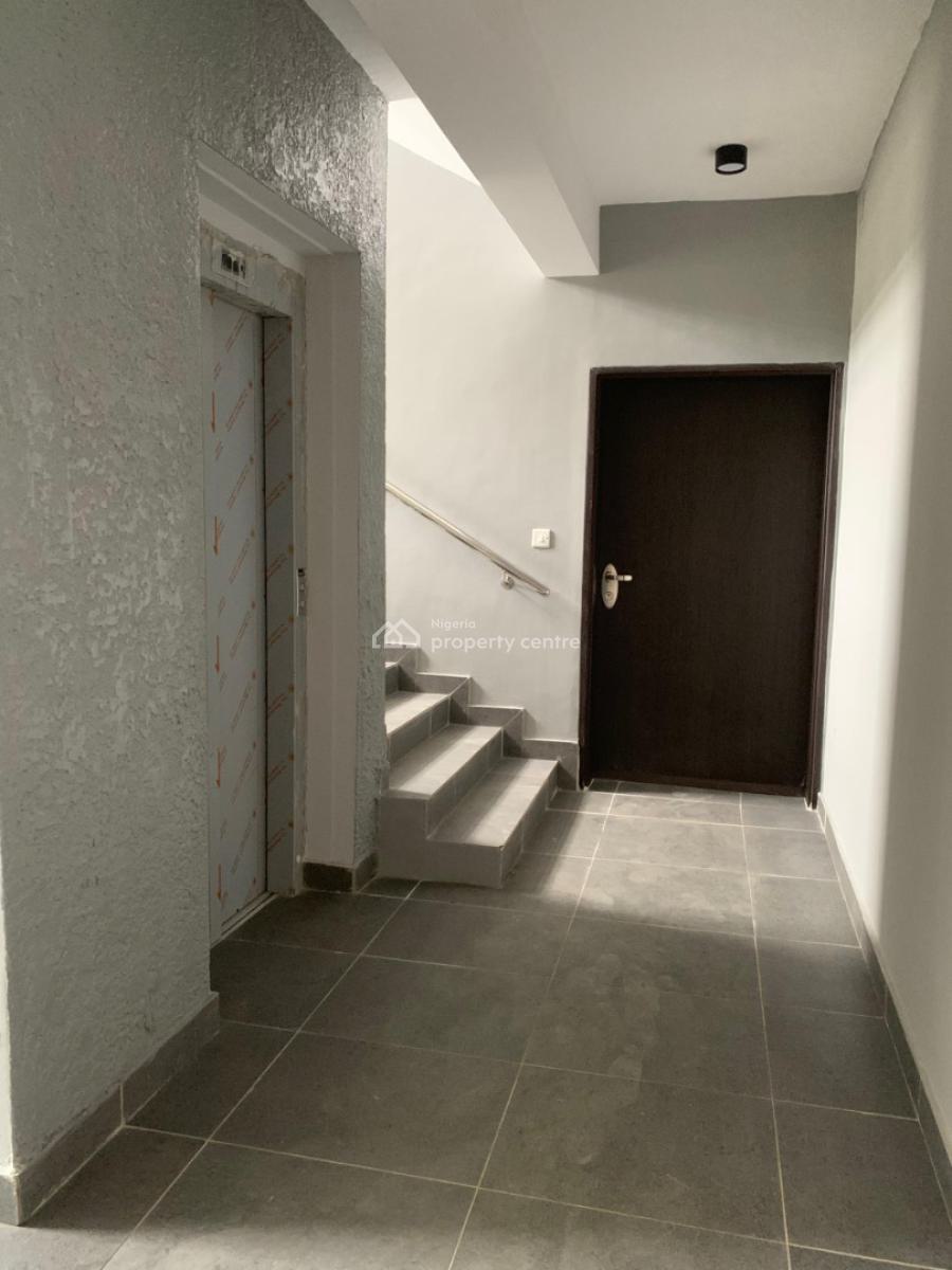 3 Bedrooms Apartment, Lekki Phase 1, Lekki, Lagos, Flat / Apartment for Sale