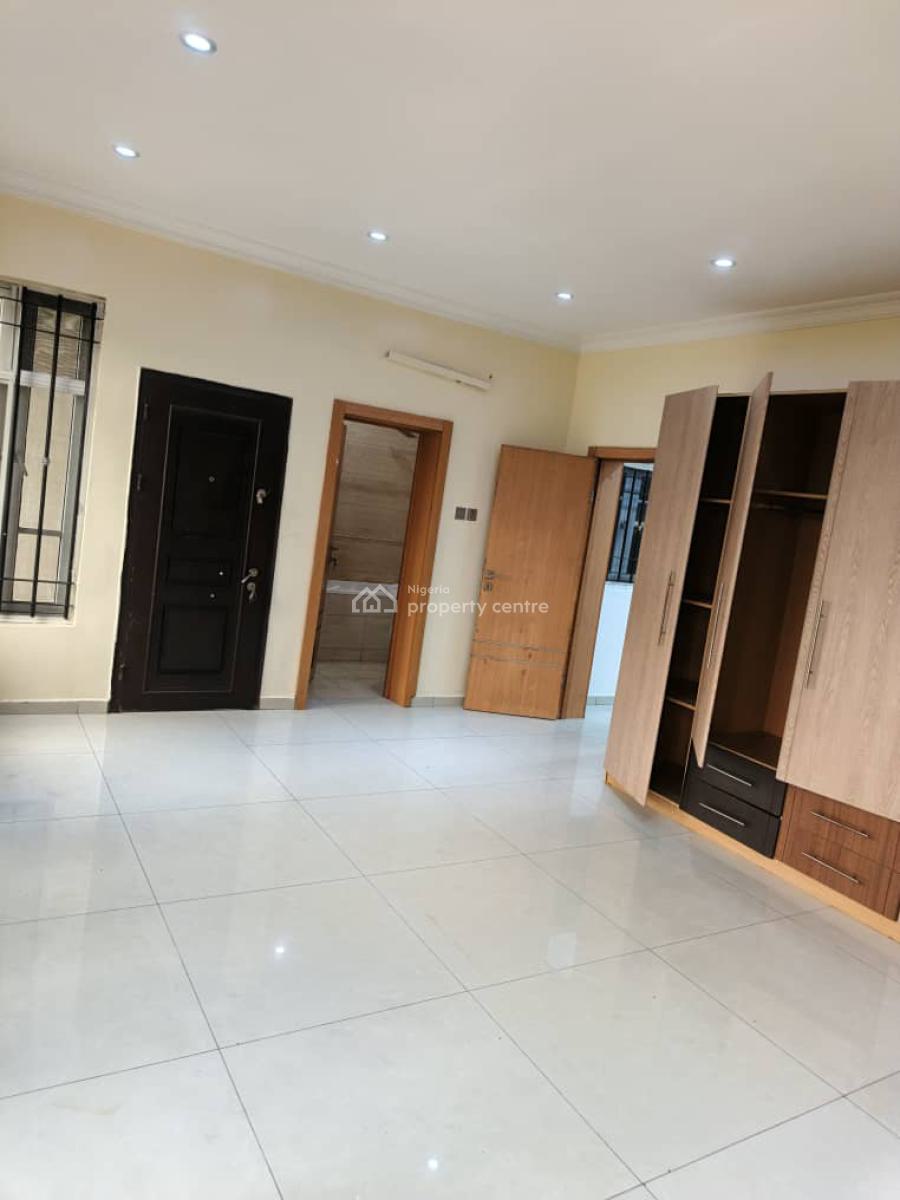 Relatively Brand New Luxury 4bedroom Terrace Duplex Lovely & Aesthetic, Atunrashe Estate, Gbagada, Lagos, Terraced Duplex for Sale