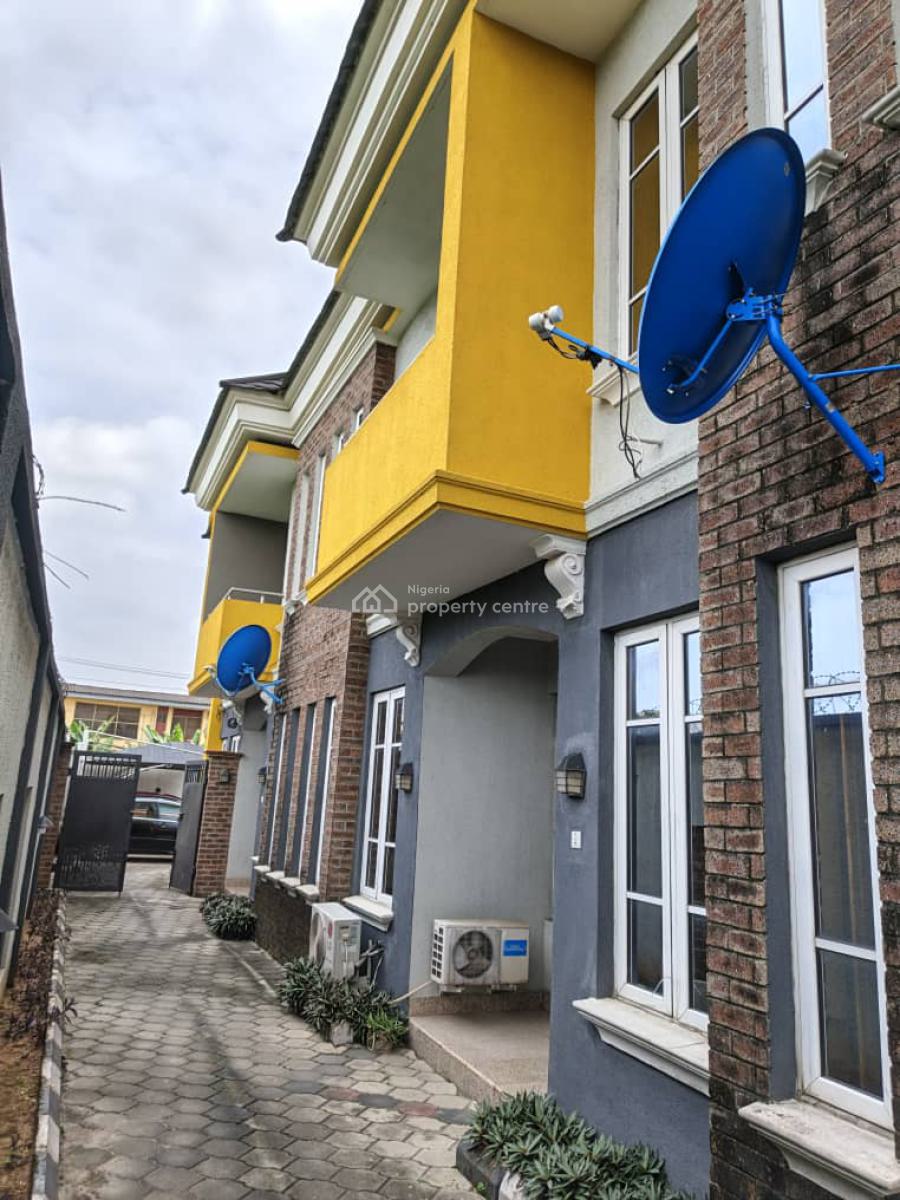 Relatively Brand New Luxury 4bedroom Terrace Duplex Lovely & Aesthetic, Atunrashe Estate, Gbagada, Lagos, Terraced Duplex for Sale