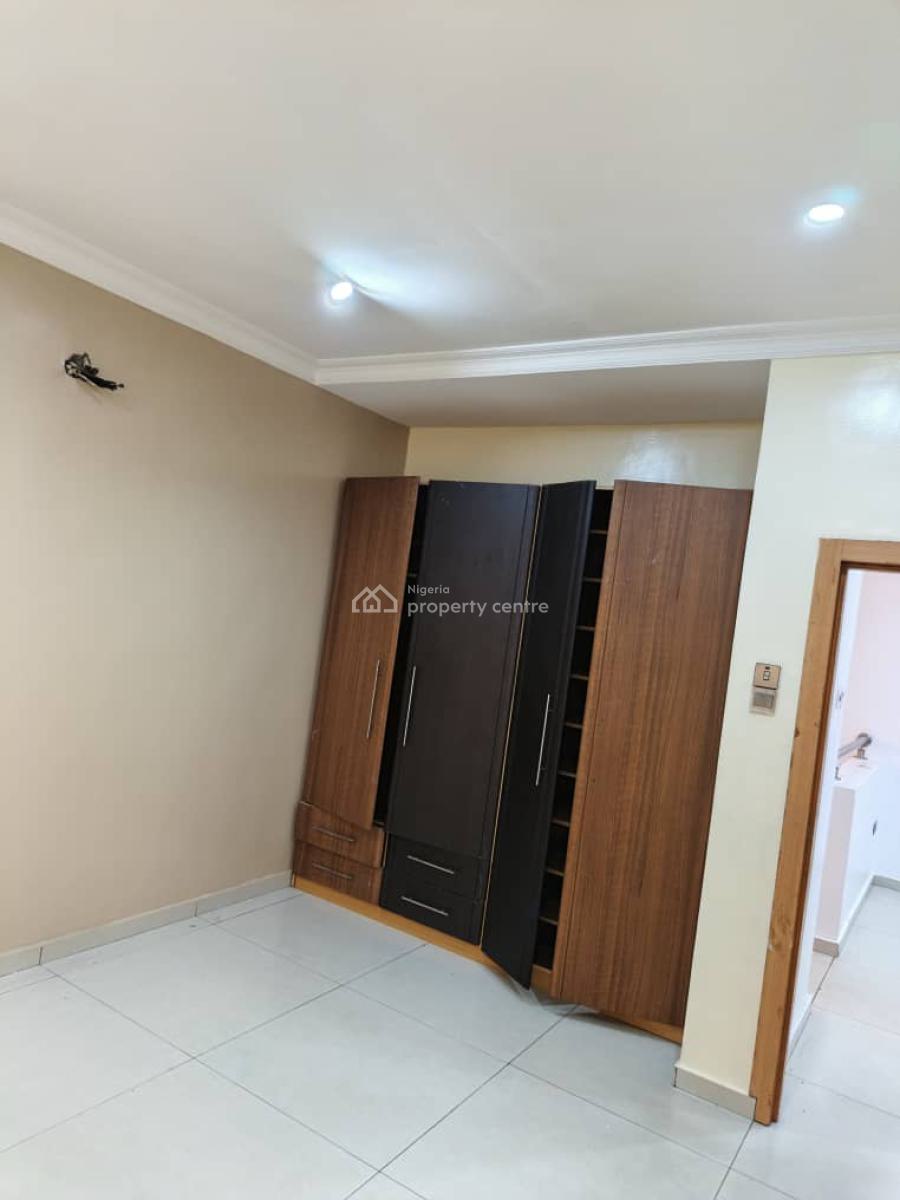 Relatively Brand New Luxury 4bedroom Terrace Duplex Lovely & Aesthetic, Atunrashe Estate, Gbagada, Lagos, Terraced Duplex for Sale