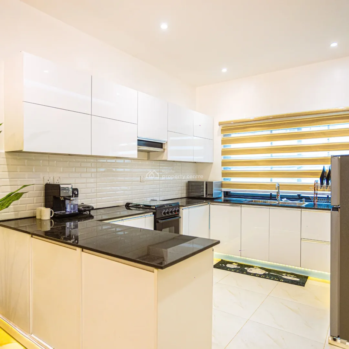 1219 Luxury 3 Bedroom Apartment, Adeniyi Jones, Ikeja, Lagos, Flat / Apartment Short Let