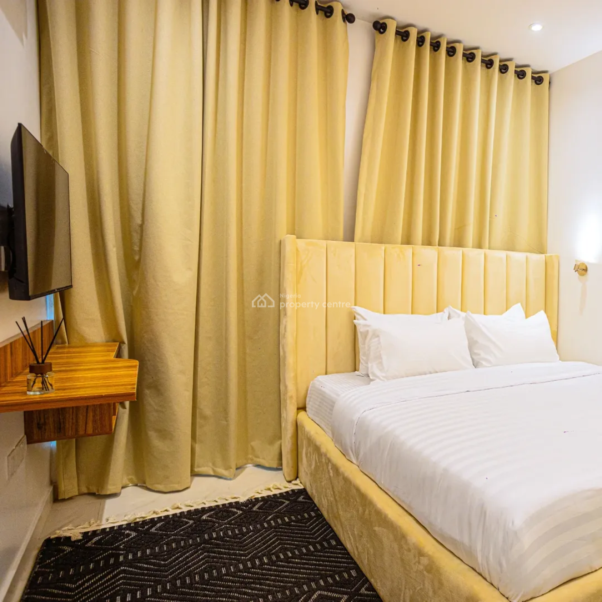 1219 Luxury 3 Bedroom Apartment, Adeniyi Jones, Ikeja, Lagos, Flat / Apartment Short Let