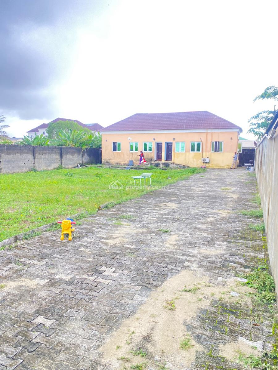 Distress 620sqm Fenced Land with 2units of Miniflat, Goodnews Estate, Sangotedo, Ajah, Lagos, Residential Land for Sale
