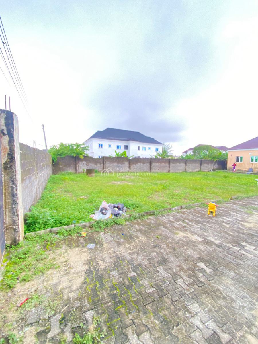 Distress 620sqm Fenced Land with 2units of Miniflat, Goodnews Estate, Sangotedo, Ajah, Lagos, Residential Land for Sale