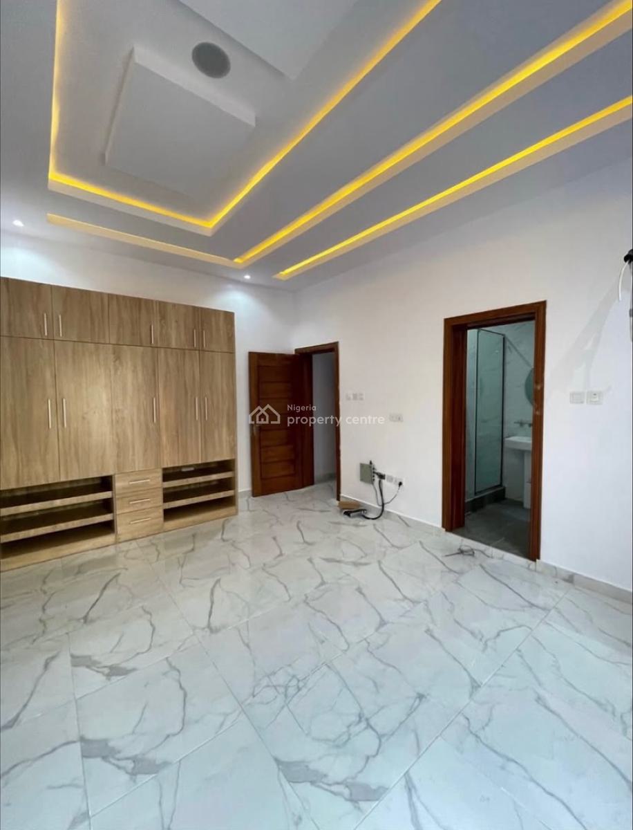 Luxury and Spacious 2 Bedroom Serviced Apartment, Lekki Phase 1, Lekki, Lagos, Flat / Apartment for Rent