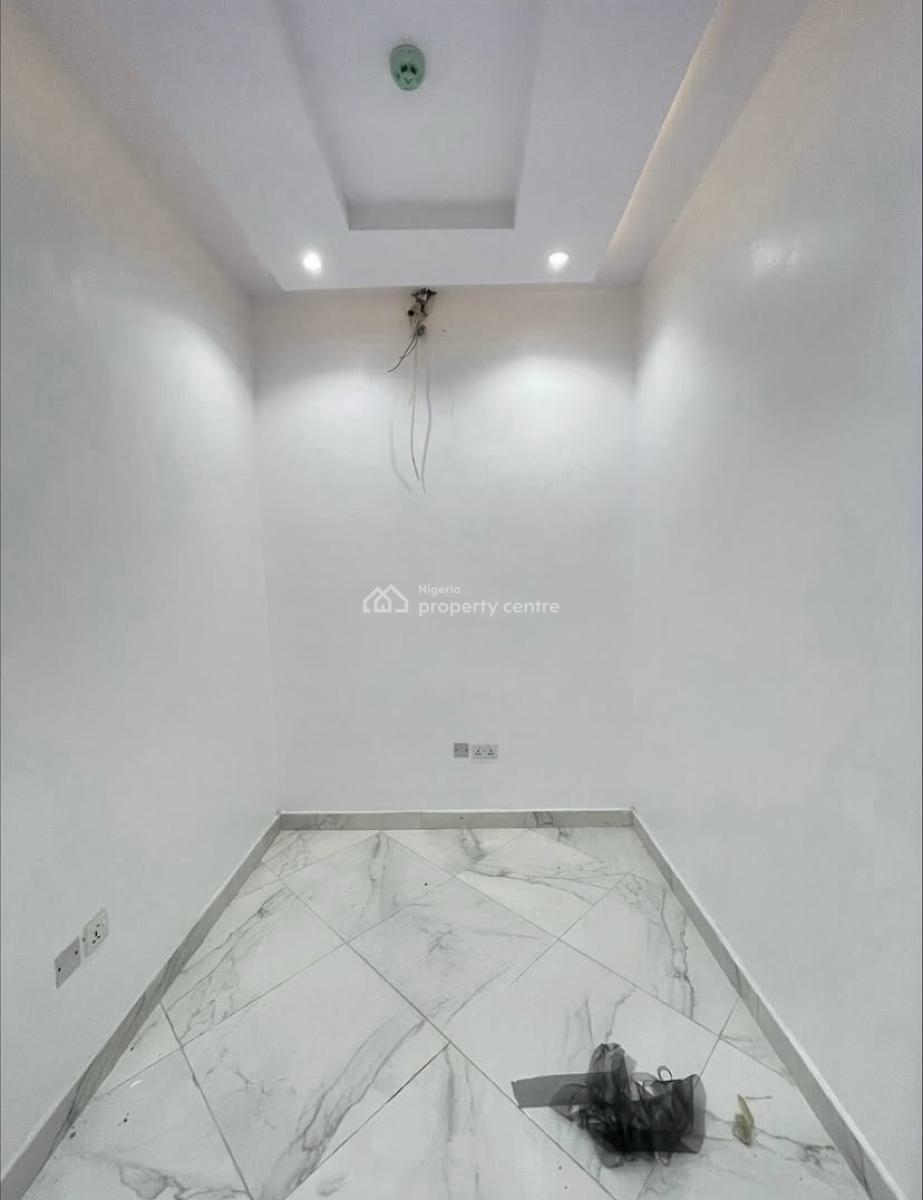 Luxury and Spacious 2 Bedroom Serviced Apartment, Lekki Phase 1, Lekki, Lagos, Flat / Apartment for Rent