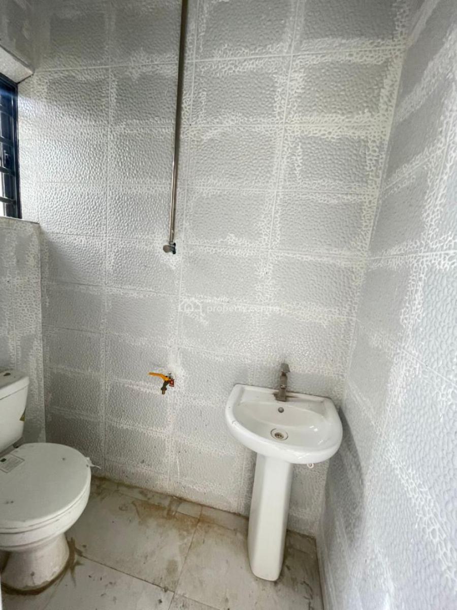 Luxury 3-bedroom Apartment Upstairs with (bq), Fully Serviced, Glacier Estate  Orchid Road Lekki, Lekki Expressway, Lekki, Lagos, House for Rent