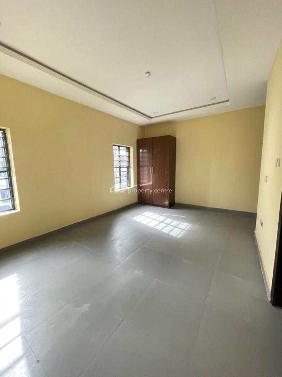 Luxury 3-bedroom Apartment Upstairs with (bq), Fully Serviced, Glacier Estate  Orchid Road Lekki, Lekki Expressway, Lekki, Lagos, House for Rent