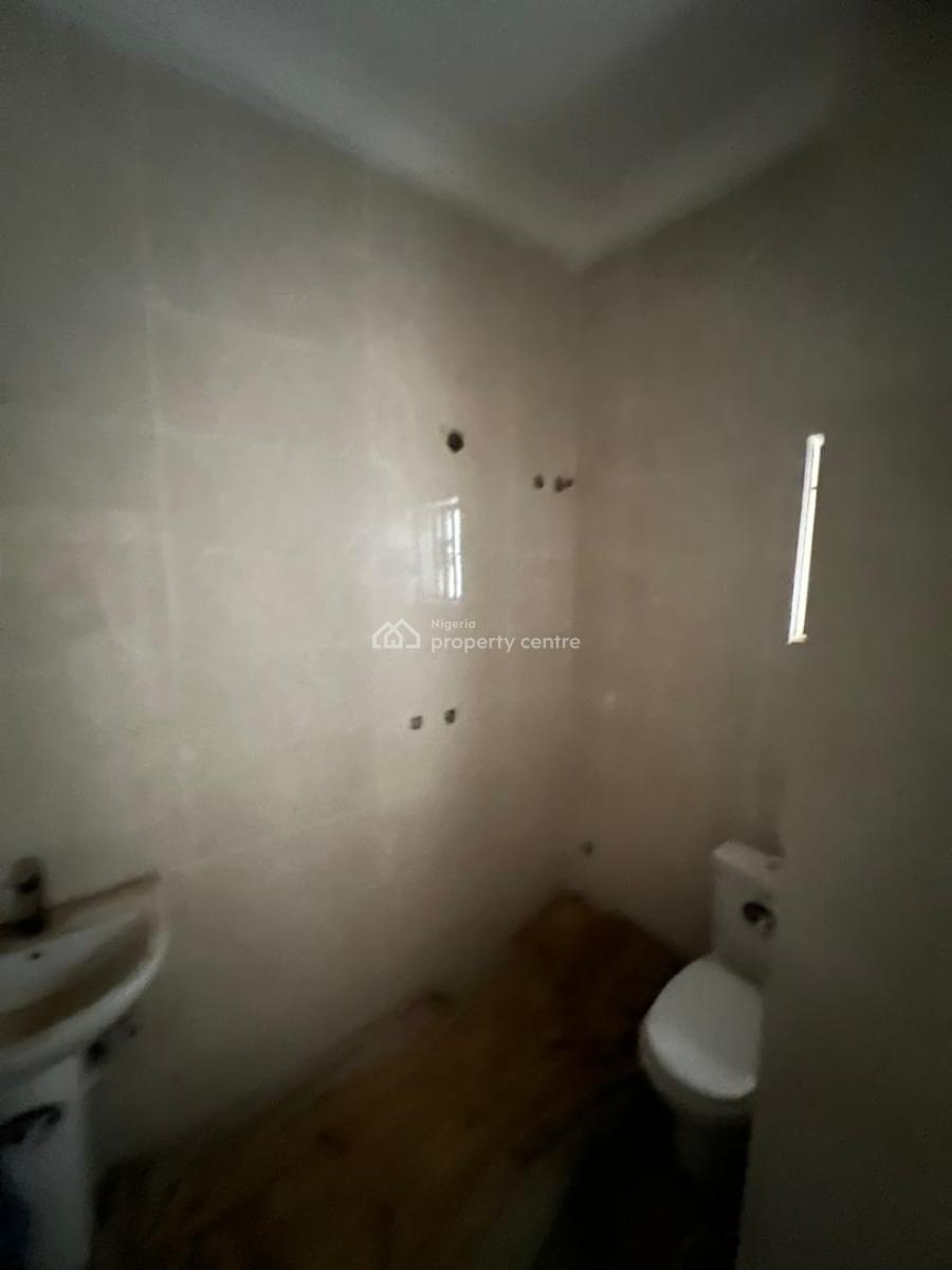 Well Built 3 Beds Flat Apartment, Jahi, Abuja, Flat / Apartment for Sale
