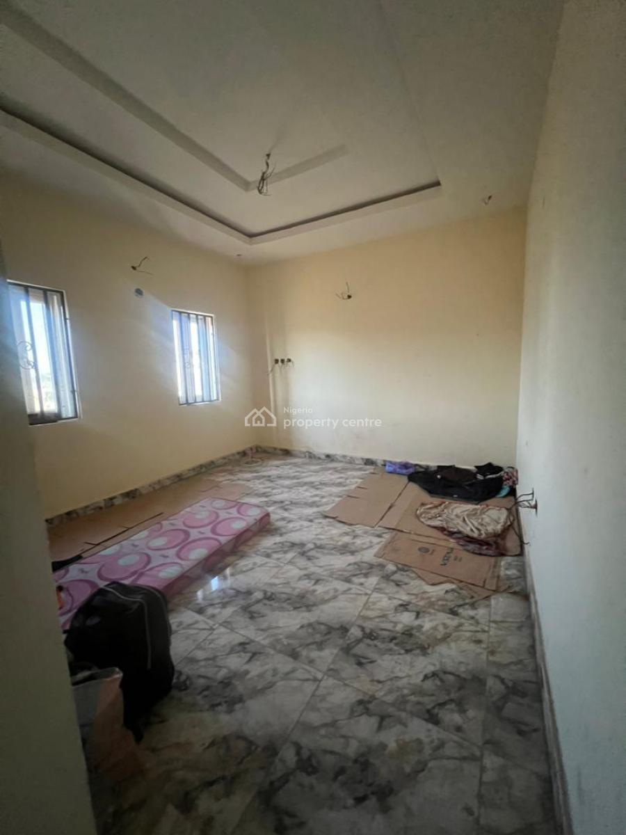 Well Built 3 Beds Flat Apartment, Jahi, Abuja, Flat / Apartment for Sale