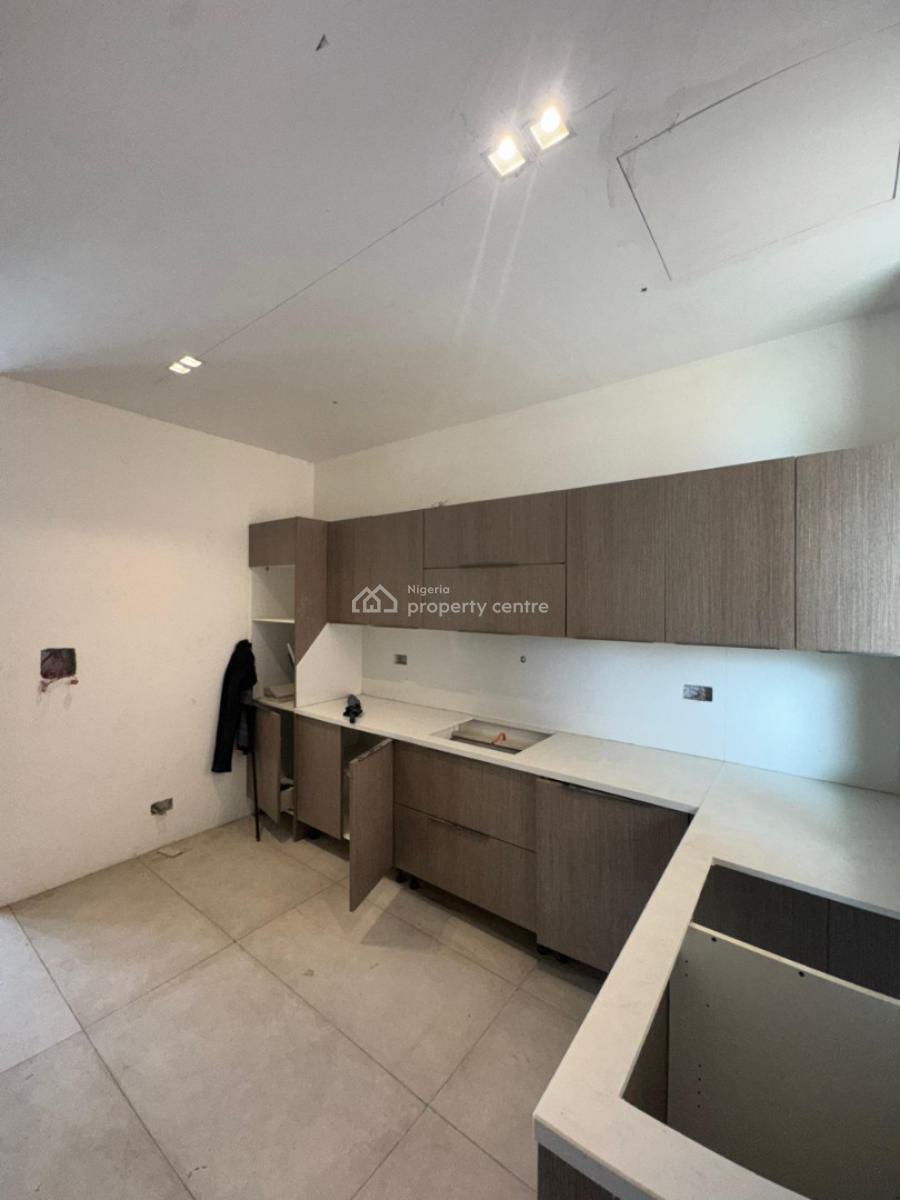 Aesthetically Pleasing 4 Bedroom Maisonette with 2 Elevators, Thoughtfully Detailed Home Within a Serene Environment, Lekki Phase 1, Lekki, Lagos, Block of Flats for Sale