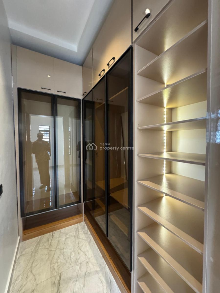 Astonishing 4 Bedroom Penthouse Terrace Duplex with Private Elevator, Within a Peaceful, Family Friendly Environment with Adequate Security, Lekki Phase 1, Lekki, Lagos, Terraced Duplex for Sale