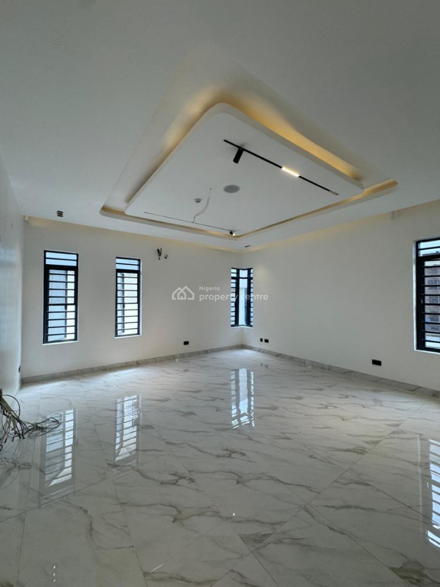 Astonishing 4 Bedroom Penthouse Terrace Duplex with Private Elevator, Within a Peaceful, Family Friendly Environment with Adequate Security, Lekki Phase 1, Lekki, Lagos, Terraced Duplex for Sale
