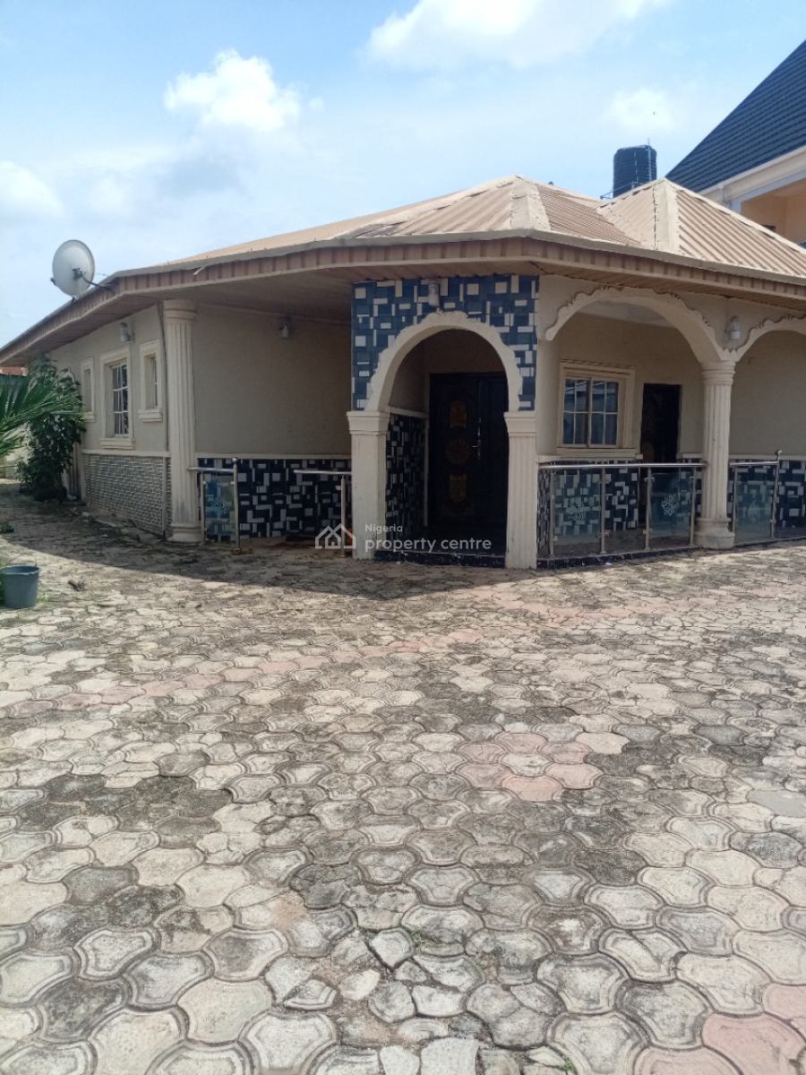 3 Bedroom Flat Two in The Compound Fenced with Gate, Anu Oluwa, Airport, Alakia, Ibadan, Oyo, Semi-detached Bungalow for Rent
