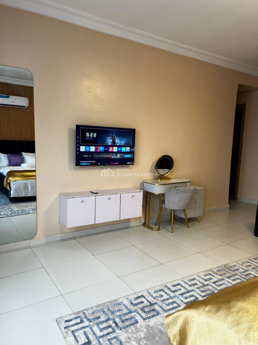 Luxury 1 Bedroom Apartment with Swimming Pool, Ikoyi, Lagos, Flat / Apartment Short Let