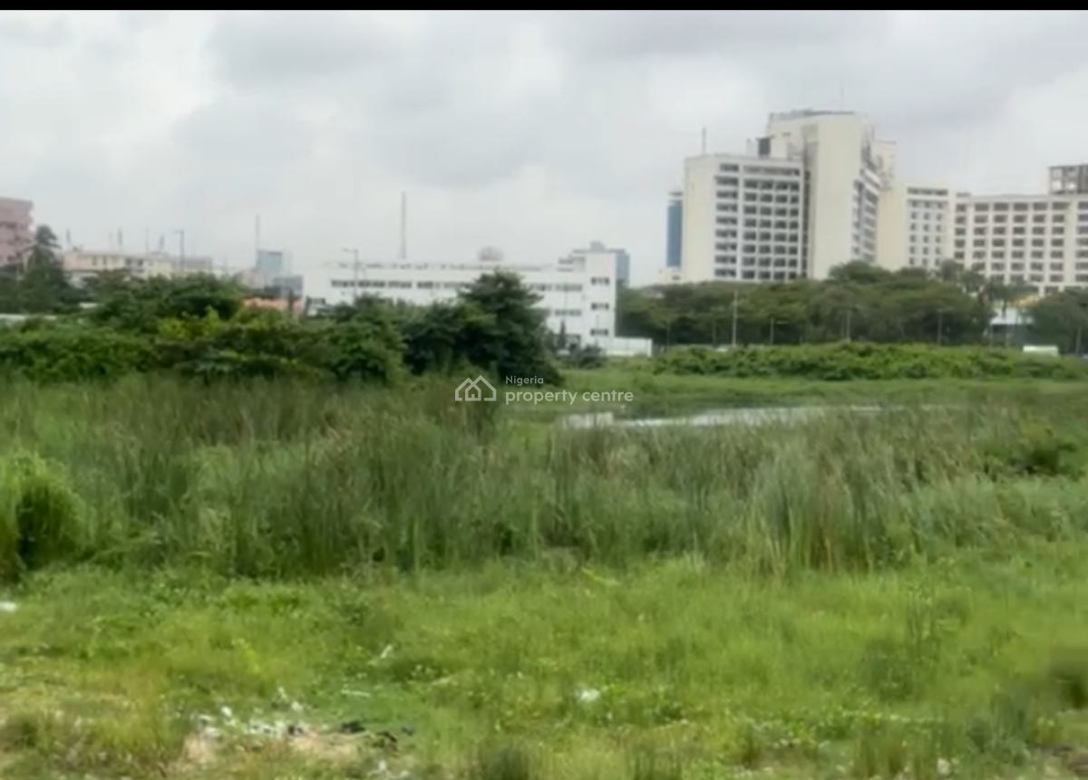 Plot Measuring 3000sqm Location: Lagos - Calabar Road, Behind Eko Hote, Victoria Island (vi), Lagos, Land for Sale