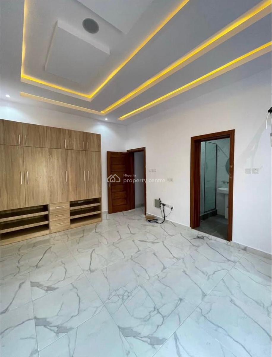 a Brand New Luxury Spacious 2 Bedroom in a Prime Location, Lekki Phase 1, Lekki, Lagos, Flat / Apartment for Rent