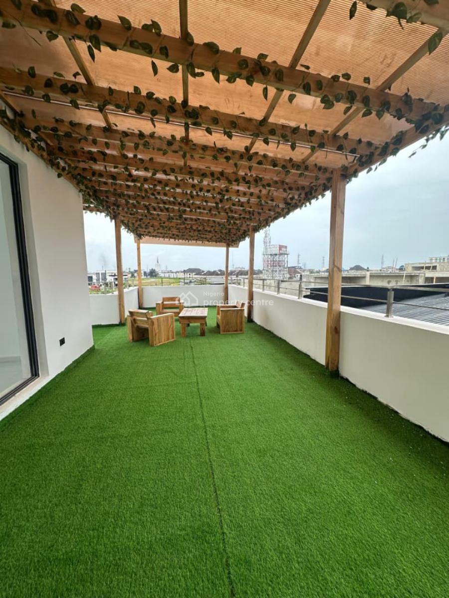 a Contemporary 6-bedroom Fully Detached Duplex, Chevron Lekki, Lekki, Lagos, Detached Duplex for Sale