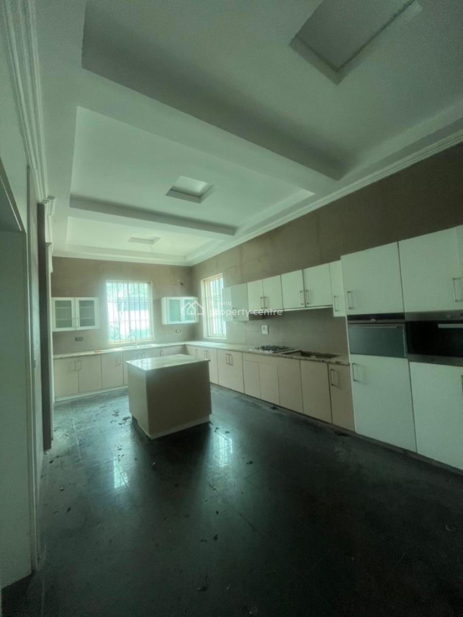 7 Bedroom Mansion, Guzape District, Abuja, House for Sale