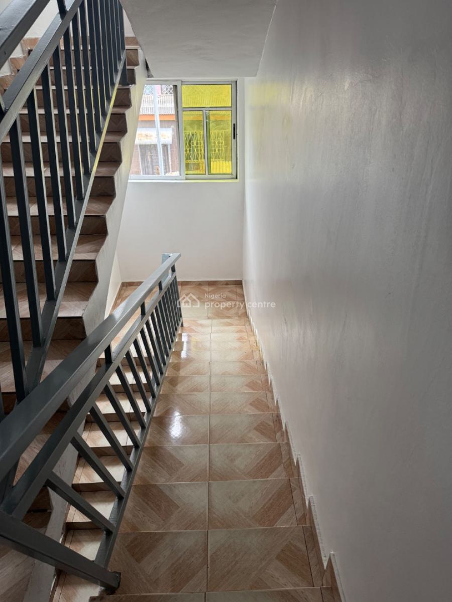 Studio, 10b Araromi Onigbongbo Maryland Lagos, Onigbongbo, Maryland, Lagos, Self Contain (single Rooms) Short Let