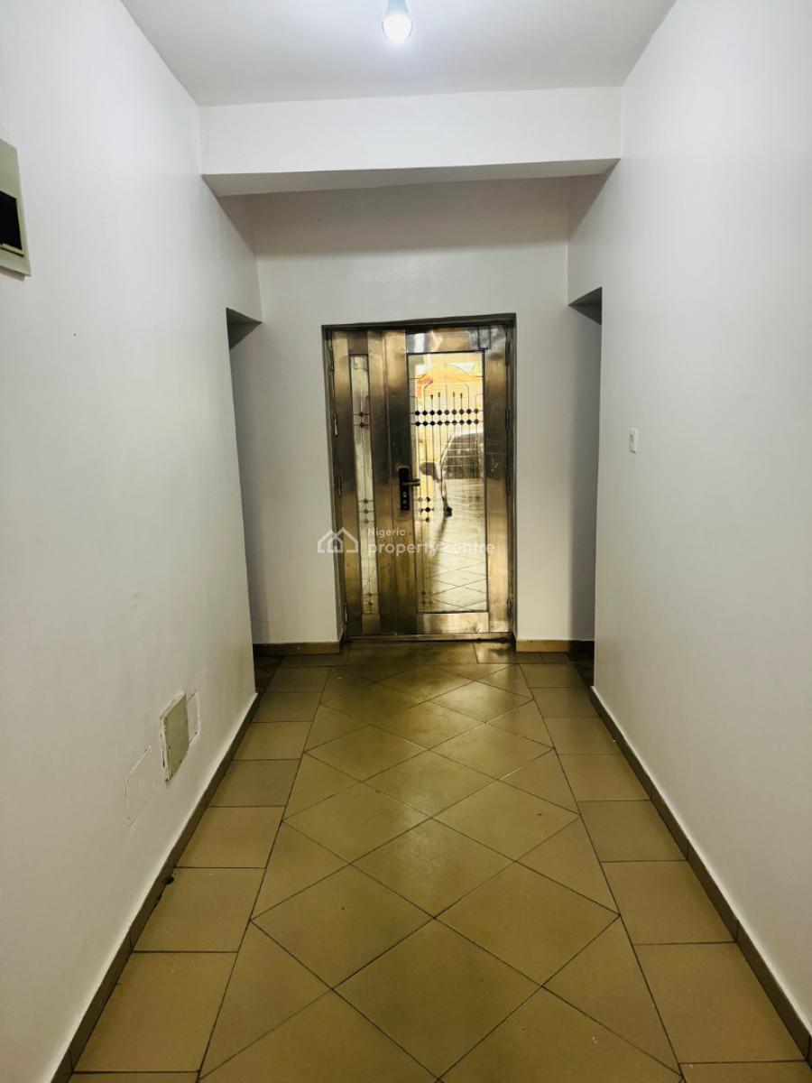 Studio, 10b Araromi Onigbongbo Maryland Lagos, Onigbongbo, Maryland, Lagos, Self Contain (single Rooms) Short Let