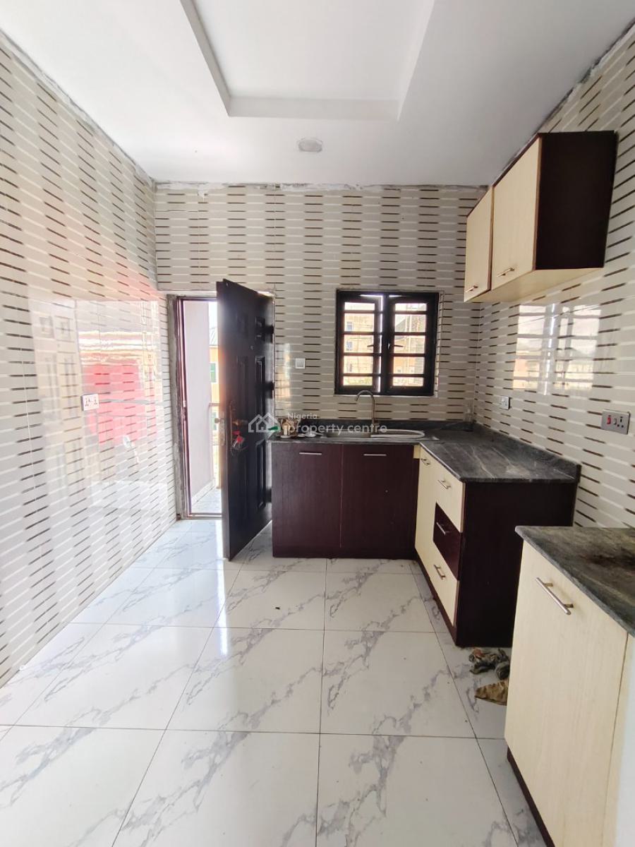 New 2 Bedrooms Apartment, Theraannex/ogombo, Ajah, Lagos, Flat / Apartment for Rent