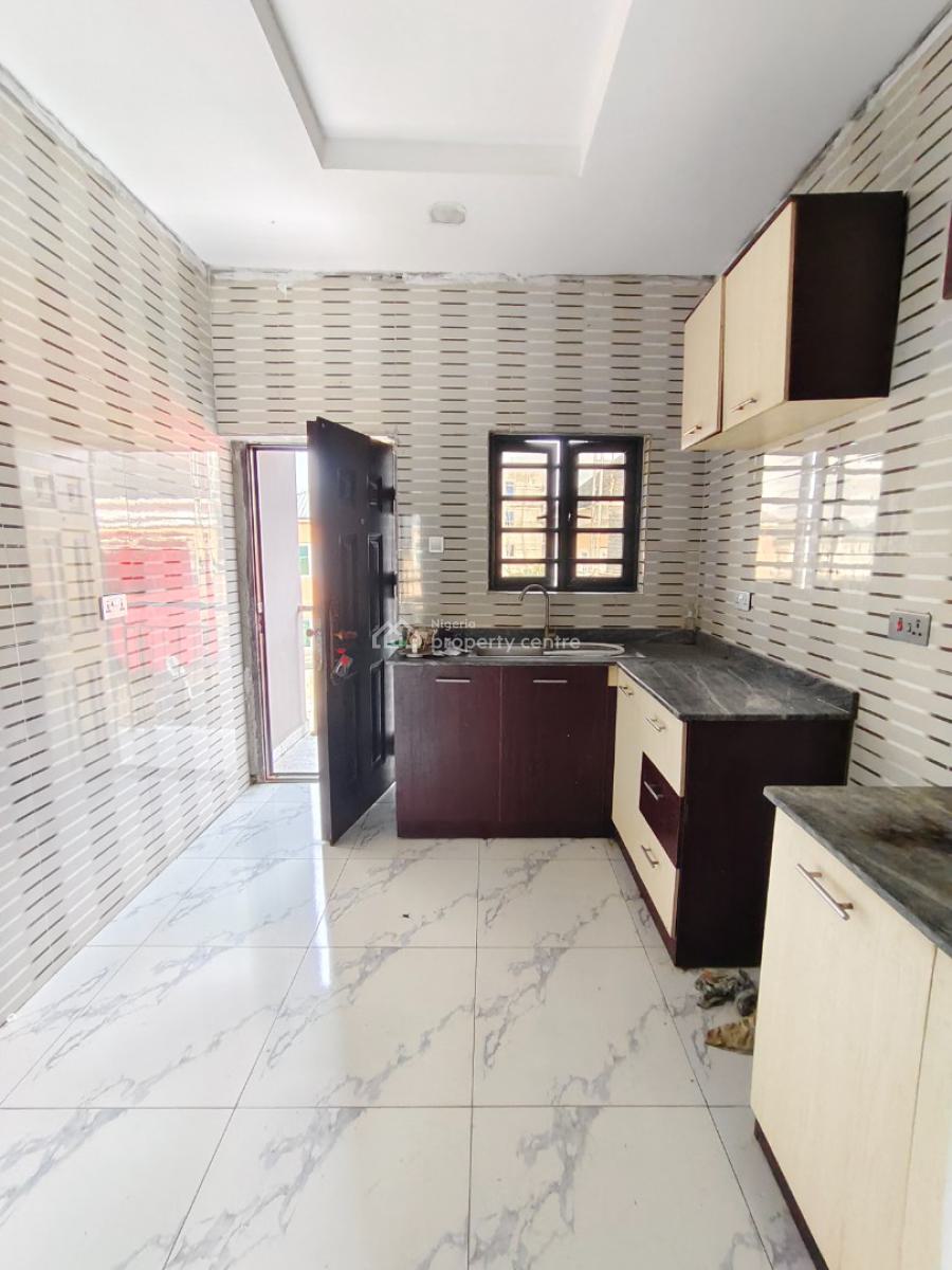 New 2 Bedrooms Apartment, Theraannex/ogombo, Ajah, Lagos, Flat / Apartment for Rent