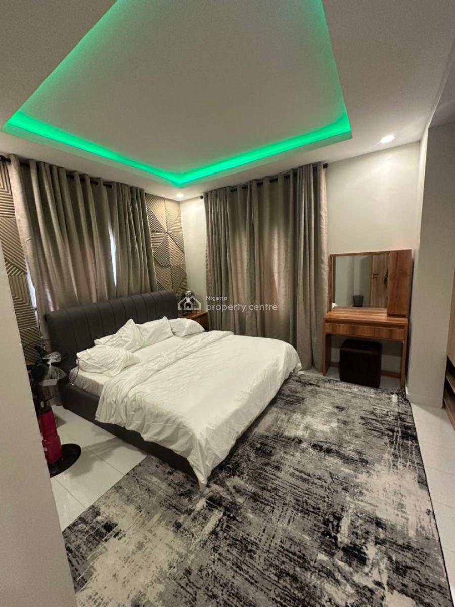Upscale and Deluxe 2bedroom Apartment, Olu Akinbola Avenue, Igbo Efon, Lekki, Lagos, Flat / Apartment Short Let